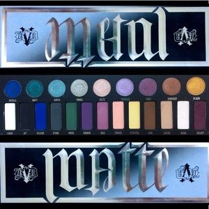 Kat Von D Makeup - Kat Von D Metal Matte palette Kat Von D Makeup - Kat Von D Metal Matte palette